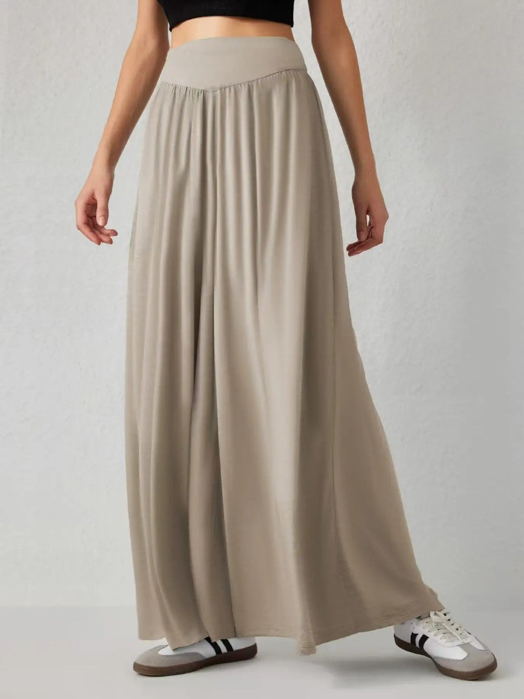 Women's Wide-Leg Stretch Woven Trousers image 6