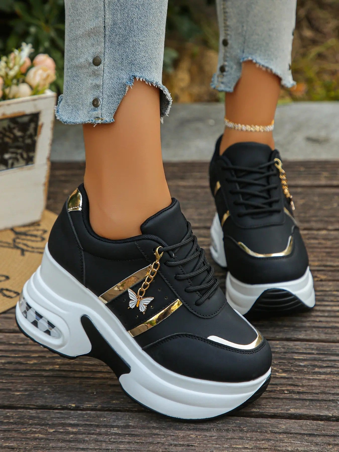 Women's PU Platform Casual Shoes image 2